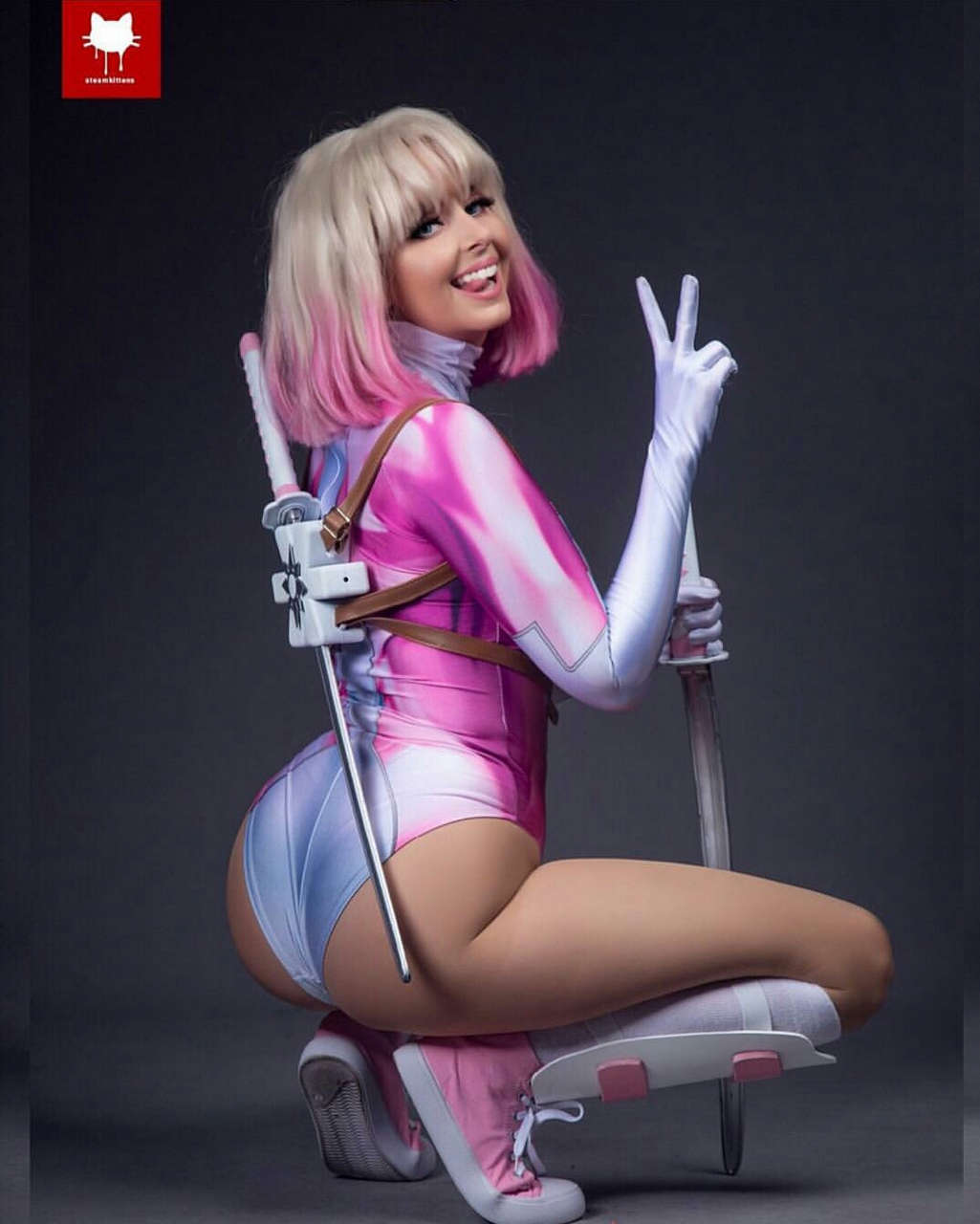 Gwenpool Cosplay By Ami Aisley