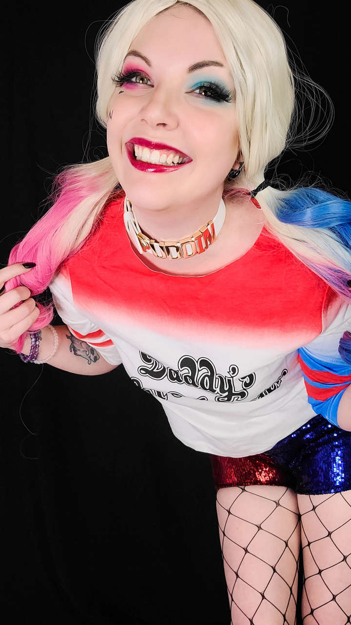 Harley Quinn By Therileydaniels Sel