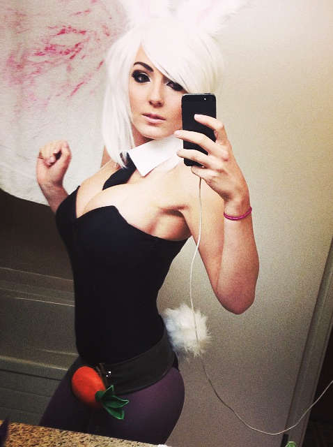 League Of Legends Sexy Girls Riven Cosplay