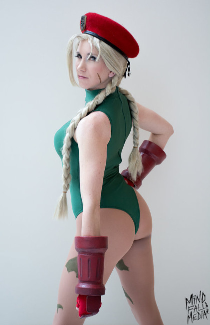 Leapingleigh As Cammy Street Fighte