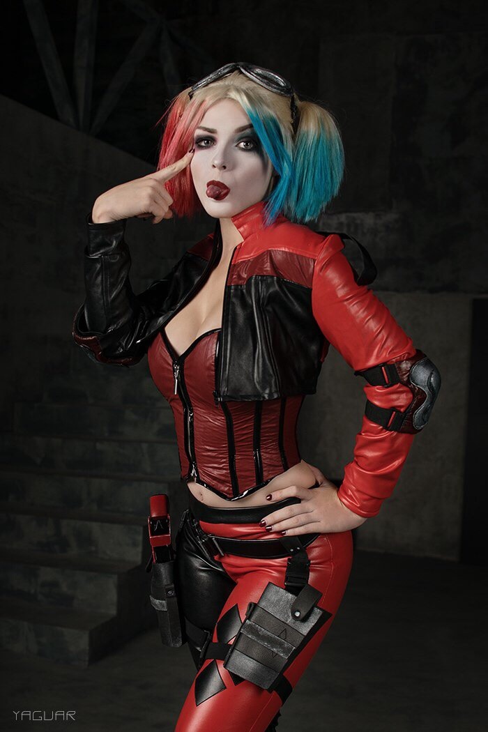 Longlivethebat Universe Harley Quinn Cosplay By