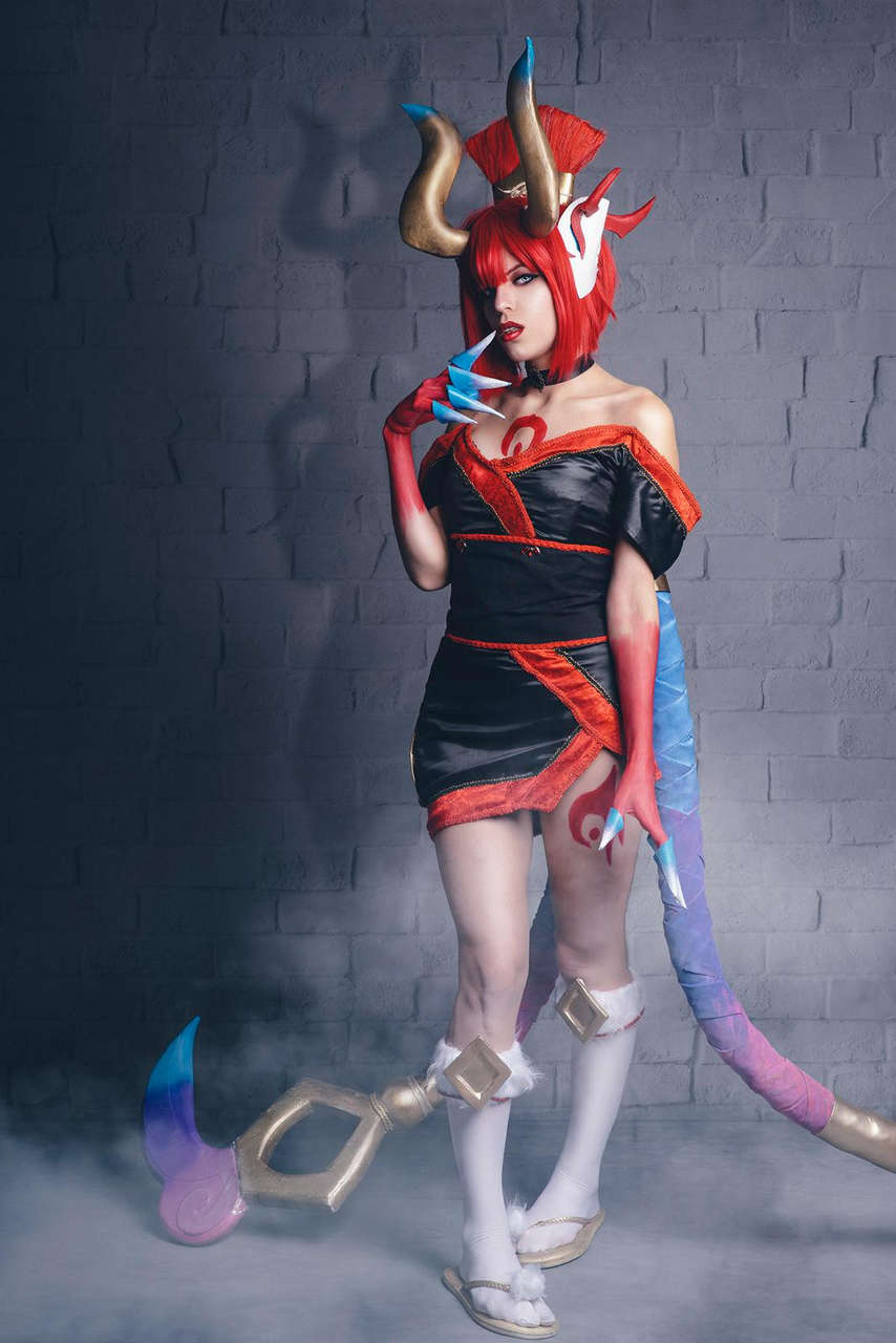 Png Blood Moon Evelynn Cosplay 0