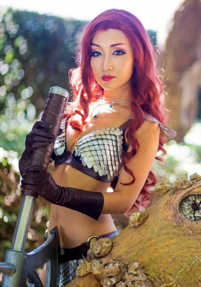 Red Sonja Cosplay 13 Epic Cosplays That Will Destroy You Cnn