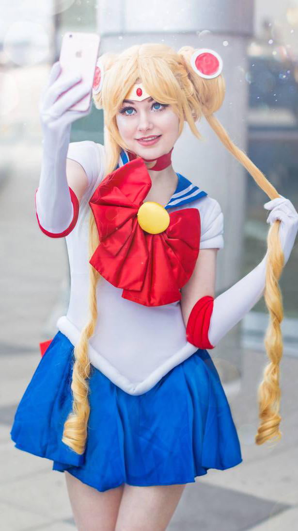 Ri Care As Sailor Moon 0