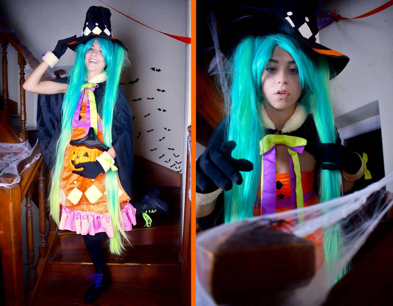Self Halloween Hatsune Miku Cosplay B