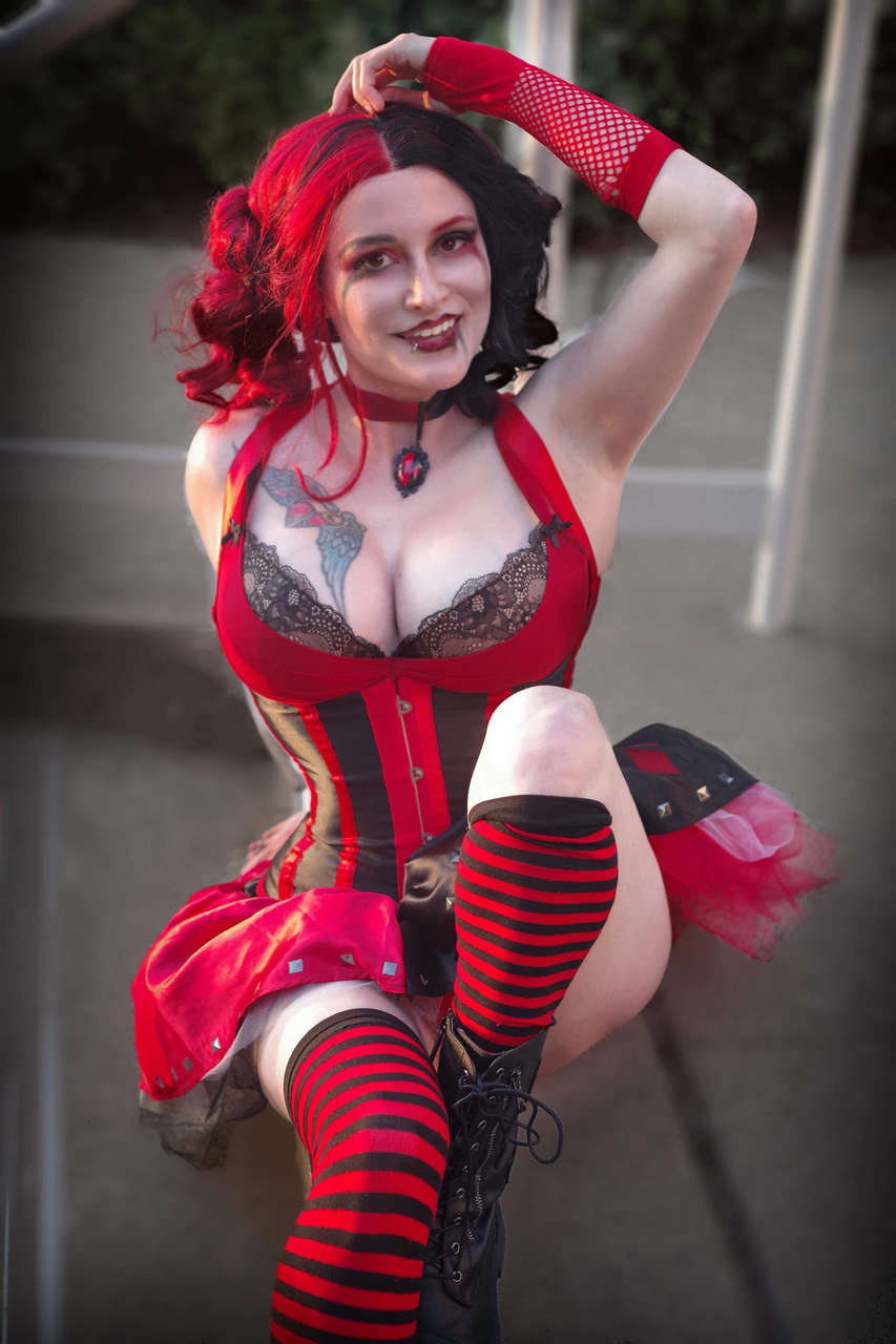 Self Harley Quinn By Captive Cosplay Follow Me