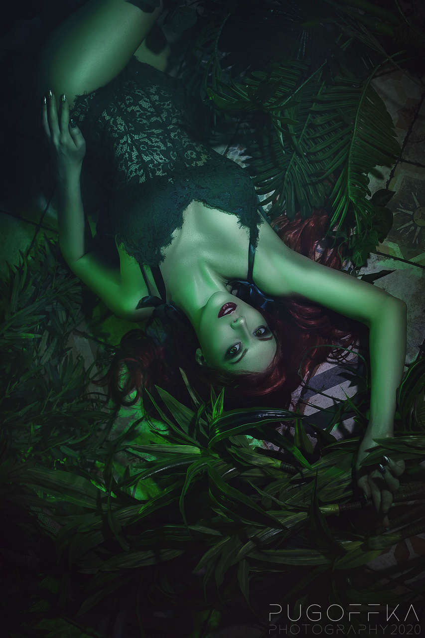 Self Poison Ivy By Mayvalerie