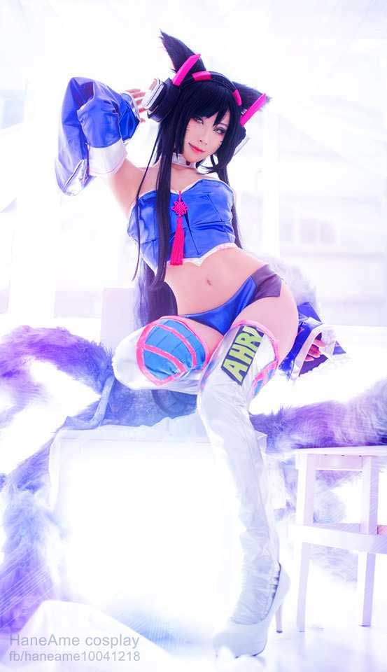 This Ahri And D Va Mash Up By Hane Ame Is Insanely Gorgeous