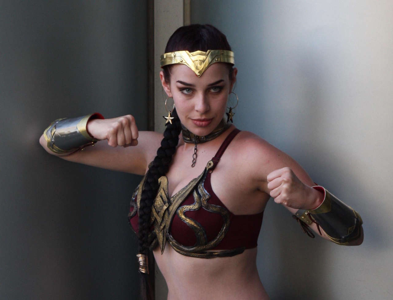 Wonder Womanslave Leia Mashup By Eiraina Ladel