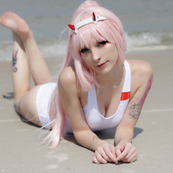 Zero Two Cosplay By Colssalcon 0