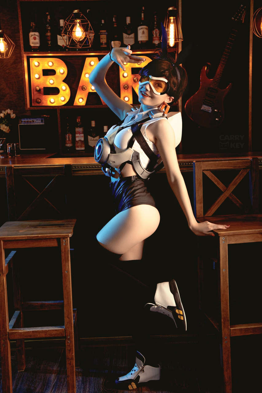 Bunny Tracer Invite U To Drink Something Cosplay By Carryke