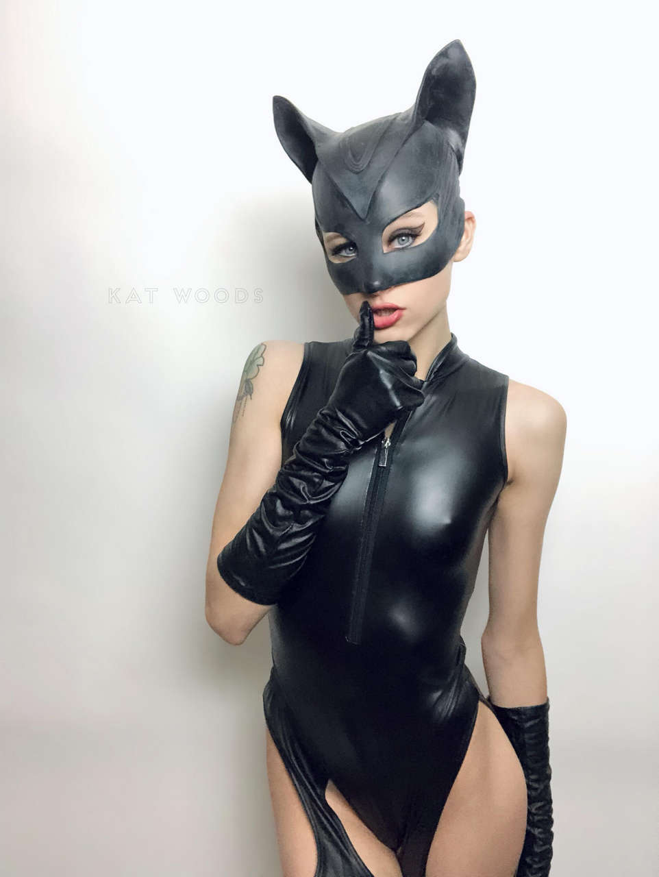 Catwoman Cosplay 0