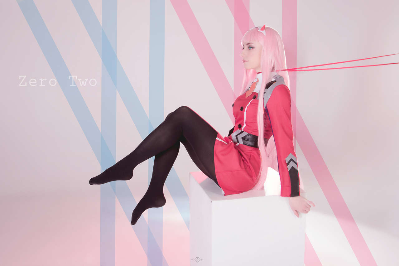 Cosplay Zerotwo By Carry Ke