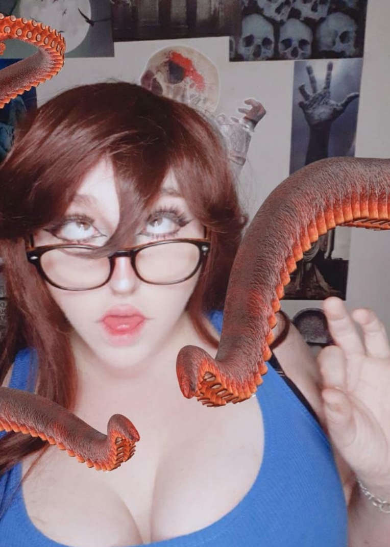 D Va With Tentacle