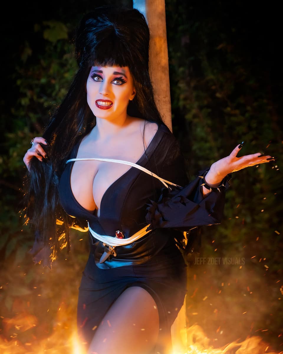 Elvira Mistress Of The Dark By Samurai Jil