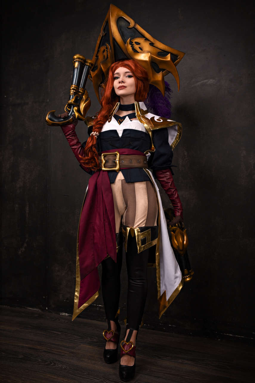 My Captain Miss Fortune Cosplay From League Of Legends By Evenink Cospla