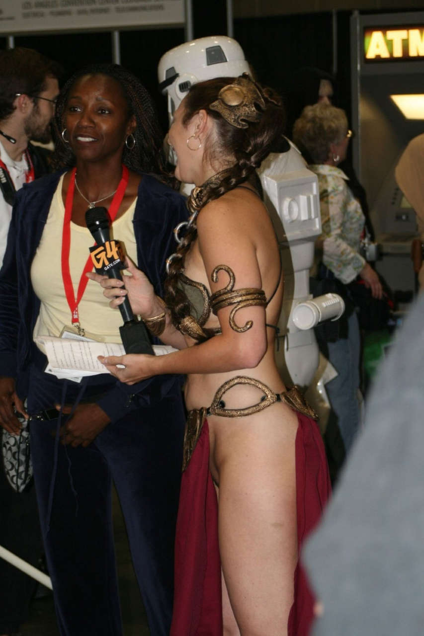 Princess Leia Cosplay Baring A Little More The