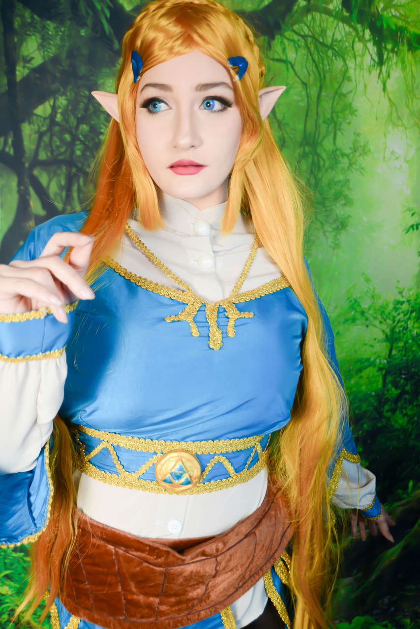 Self Princess Zelda Legend Of Zelda Breath Of The Wild By Natsumi Louise Cosplay 0