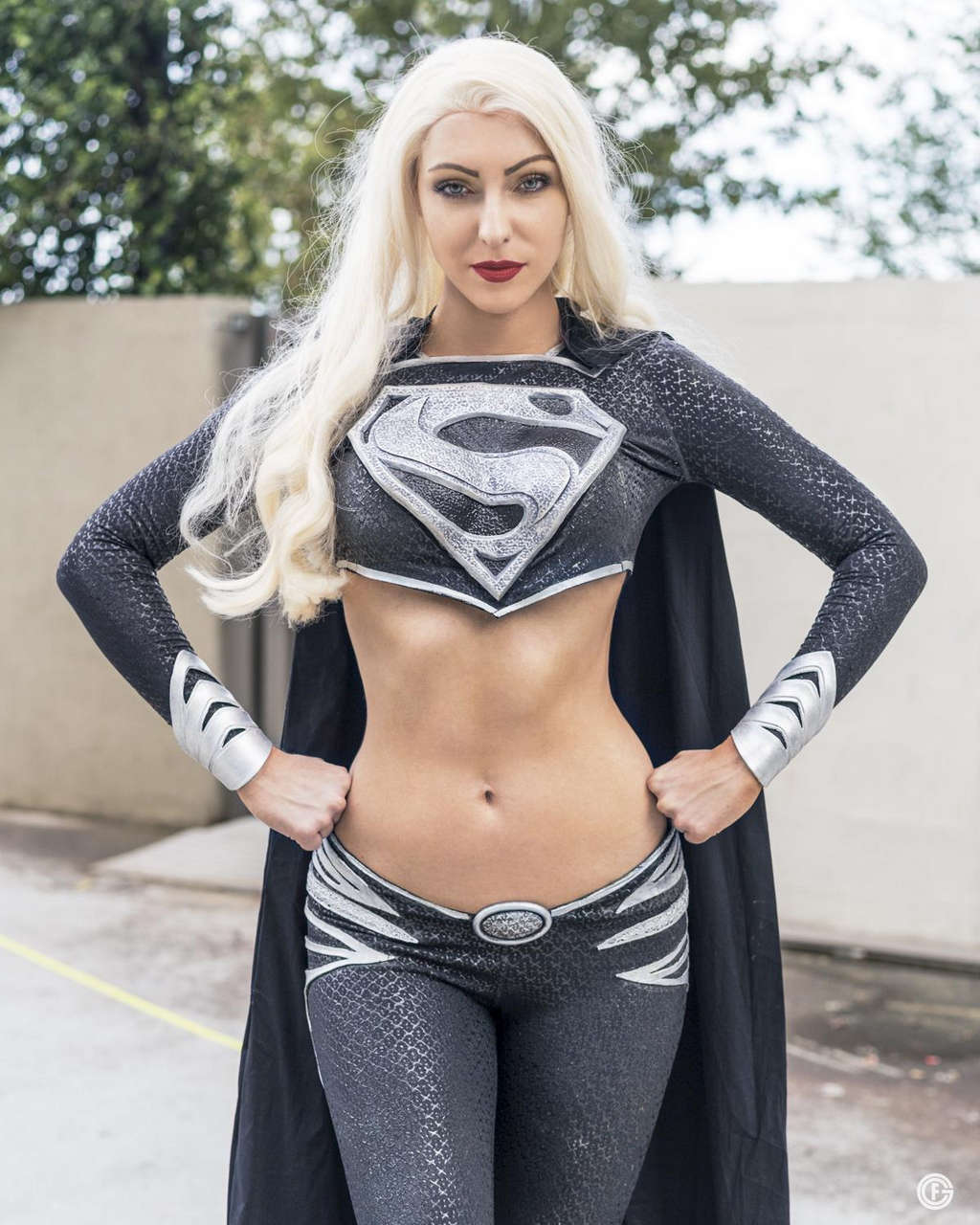 Sylvia Slays Dark Supergirl 0