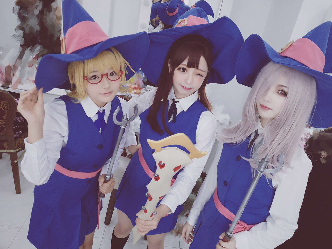 Three Person Group Self Portrait Quick Report Dog Shinolo Story Viewer Hentai Cosplay