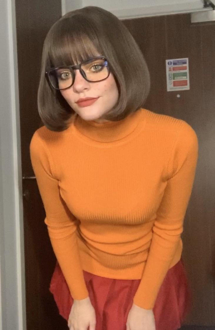 Velma Cosplay From Scooby Doo By Snowcrazyfrenzy Me