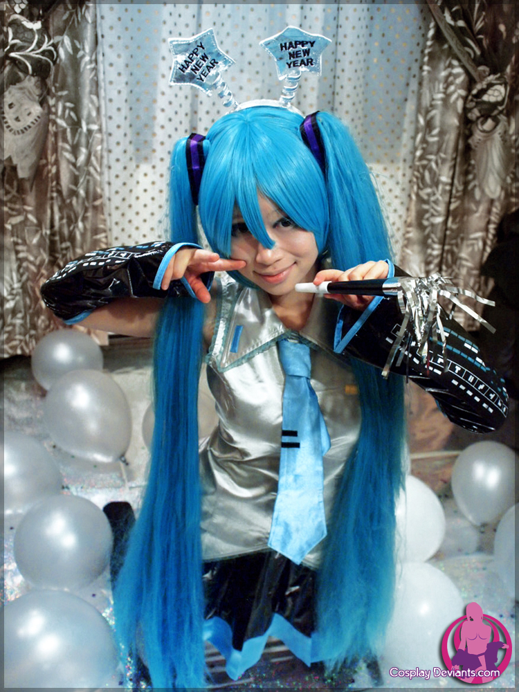 Vocaloid New Years Cosplaydeviants Full Se