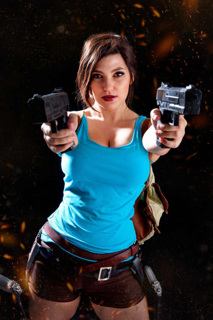 Cosplayfanatics Lara Croft From Tomb Raider B