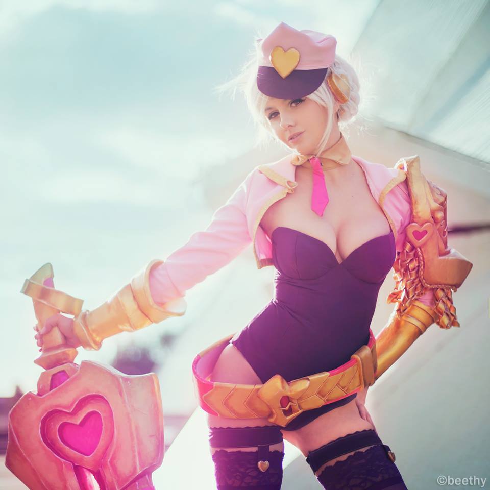 Kamikame Cosplay Popstar Riven From League Of