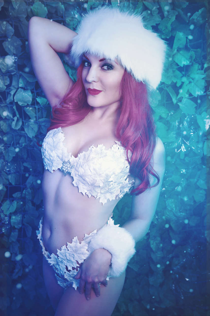 Winter Poison Ivy By Candy Valentin
