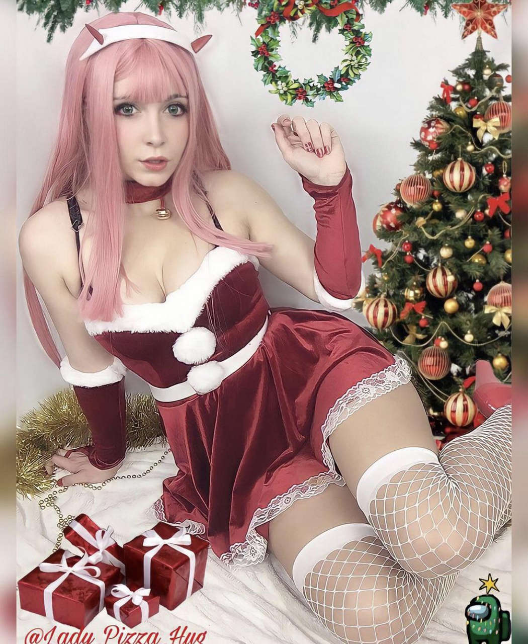 A Sexy Zero Two Christmas Cosplay Done By Lady Pizza Hug On Instagram