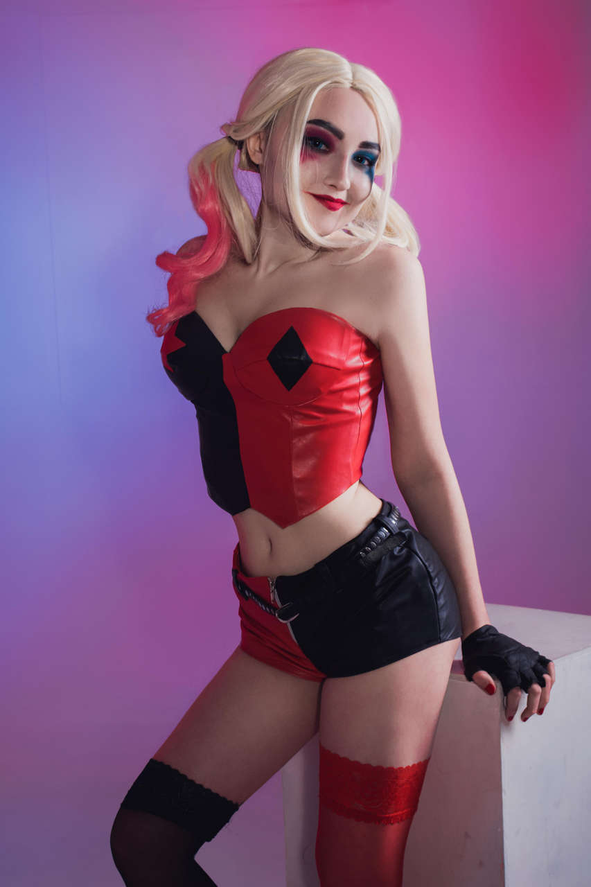 Harley Quinn By Liacospla
