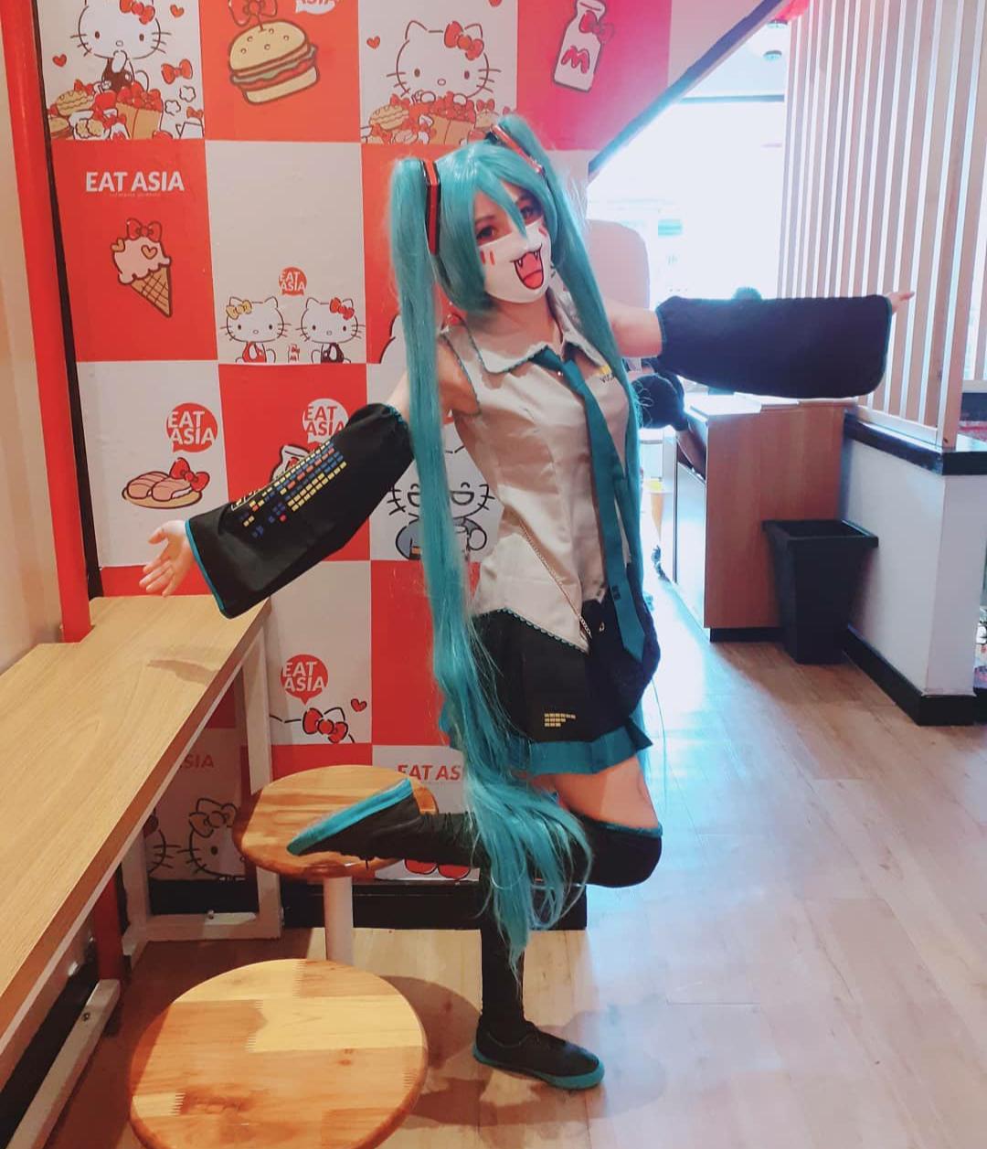Hatsune Miku From Vocaloid Cosplay By M