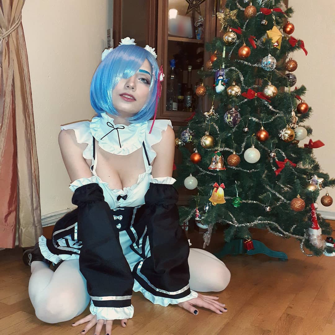 Self Liliah Cosplay As Rem From Re Zero
