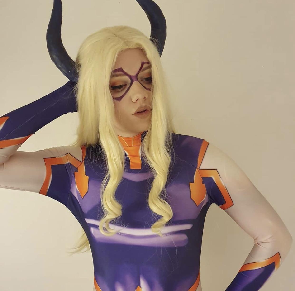 The Sexiest Mount Lady Cosplay Ever Change My Min