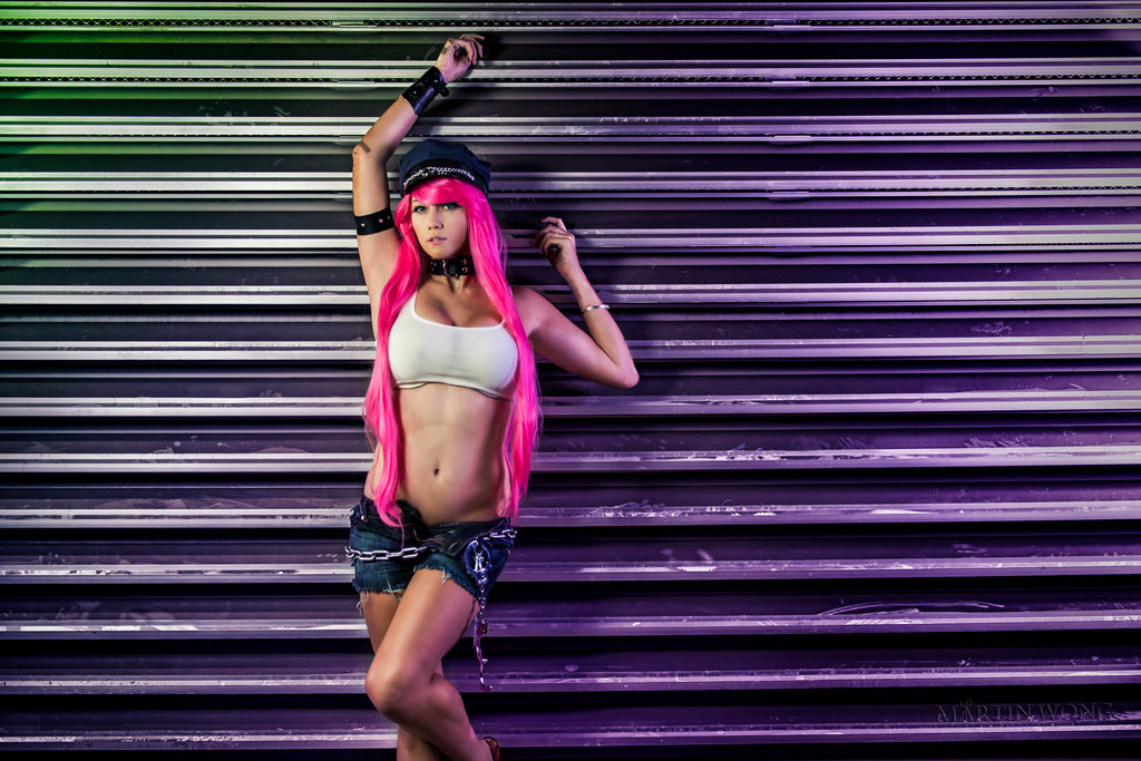 Cosplay Lindsay Elyse As Poison Final Figh