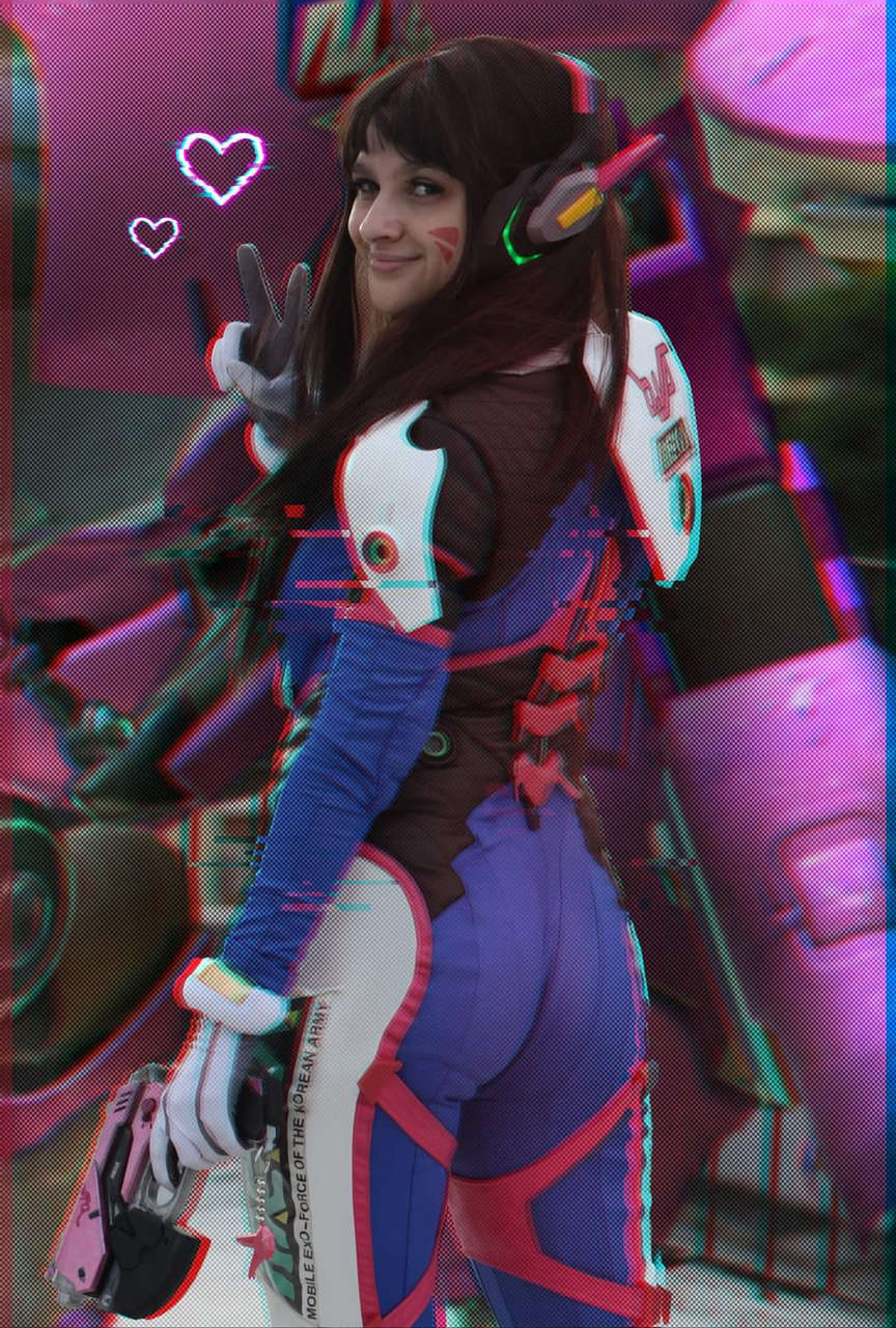 D Va Overwatch By Jessmoon Cosplay Pic Guilherme Azeved