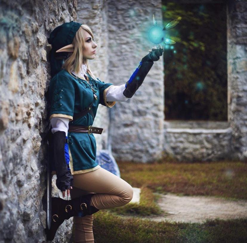 Link By Rolyatistaylo
