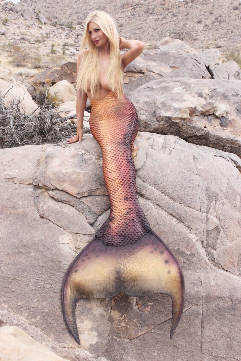 Mermaid Cassandra Cas