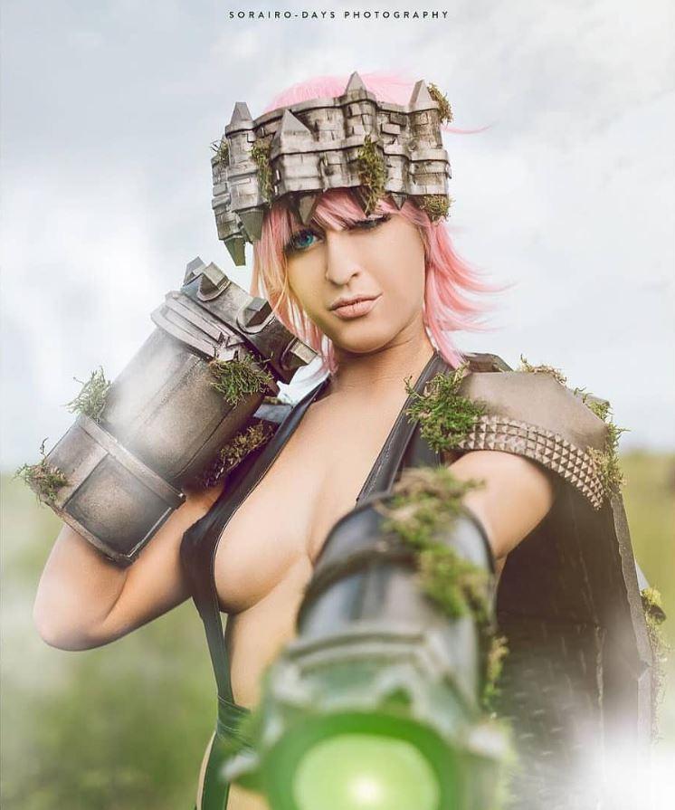 Shadow Of The Colossus Cosplay By Julia Mouse