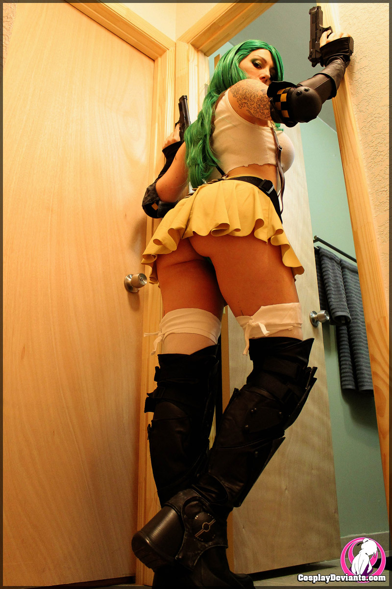 Squee Gynoid Assassin Cosplay