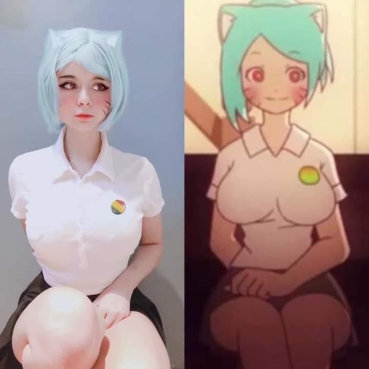 Anyone Knows The Name Of The Cosplaye