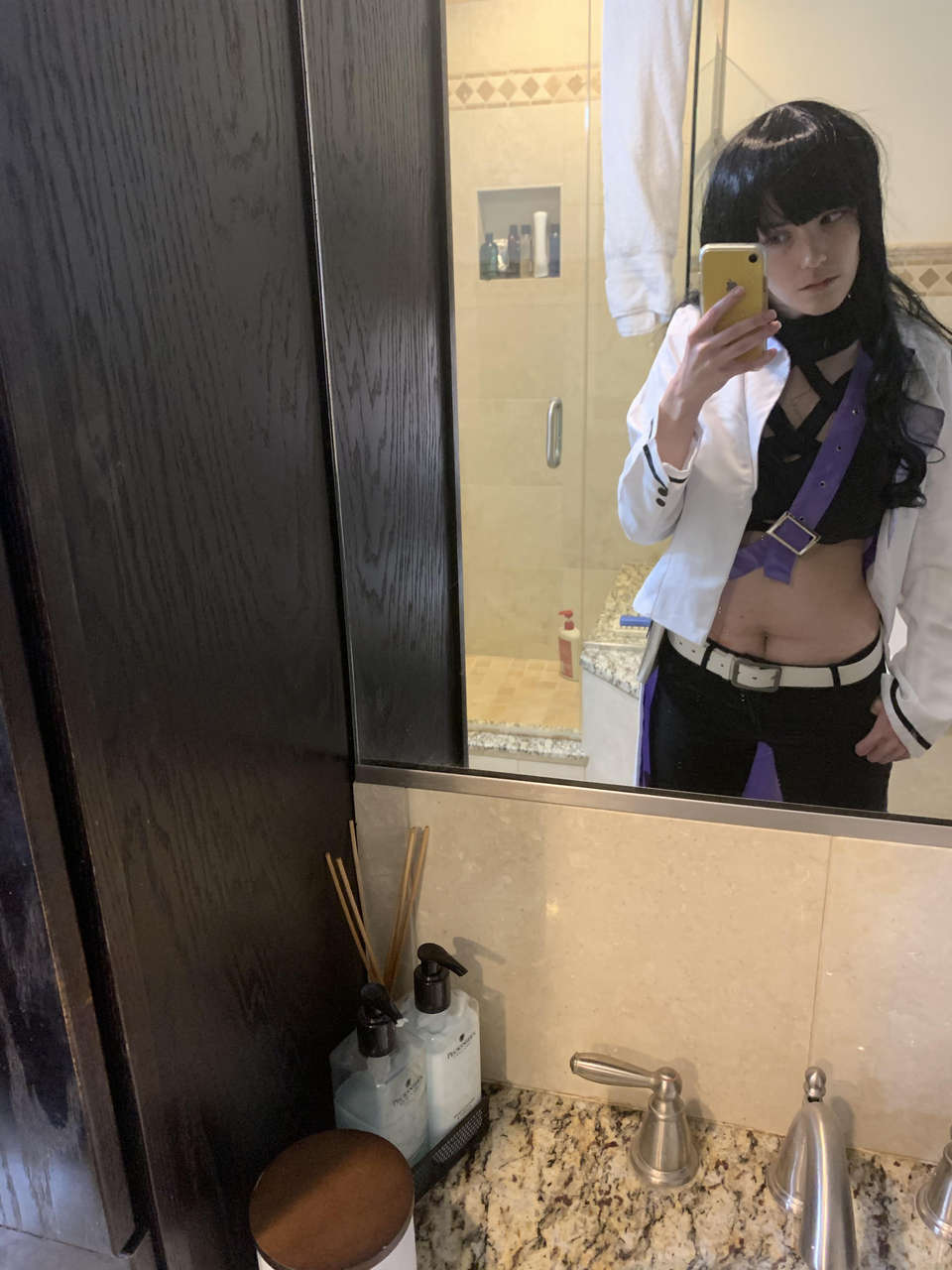 First Time Cosplaying Blake No Cat Ears Yet But I Hope Everything Else Does Her Justice