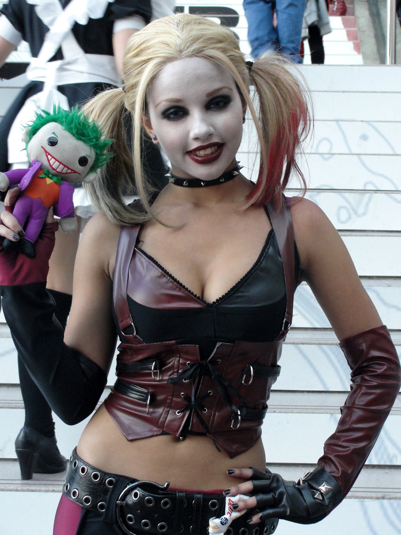 Harley Quinn Cosplay Who Is Thi