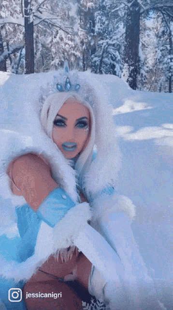 Jessica Nigri As Ice Queen