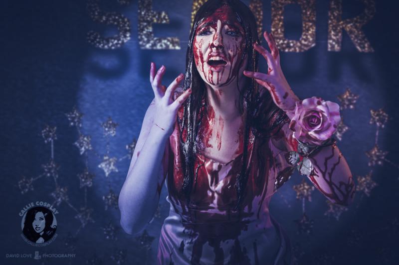 Photographer And Cosplayer Recreate Iconic Horror Movie