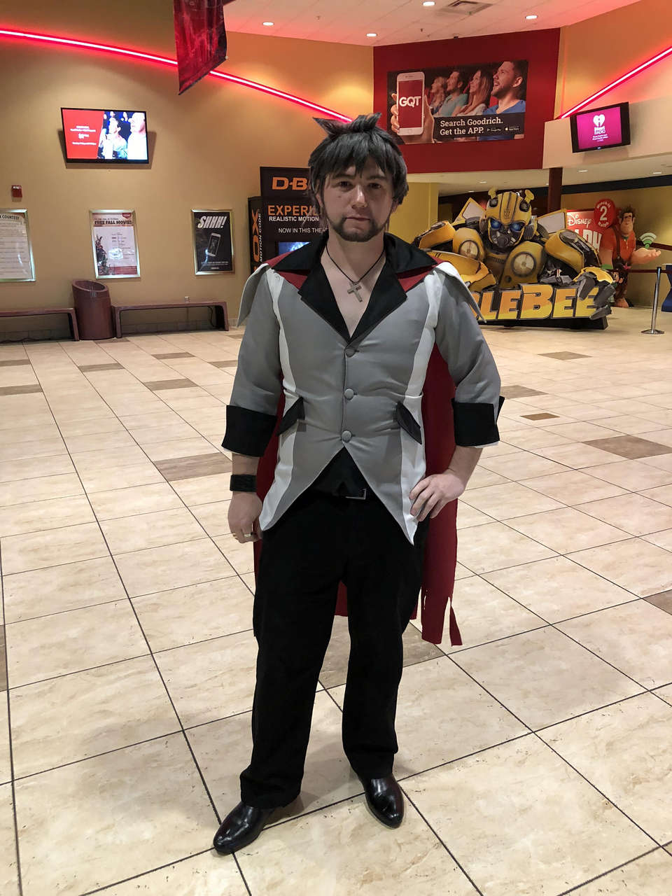 Ran Into This Awesome Qrow Cosplayer At The Premiere For Vol 