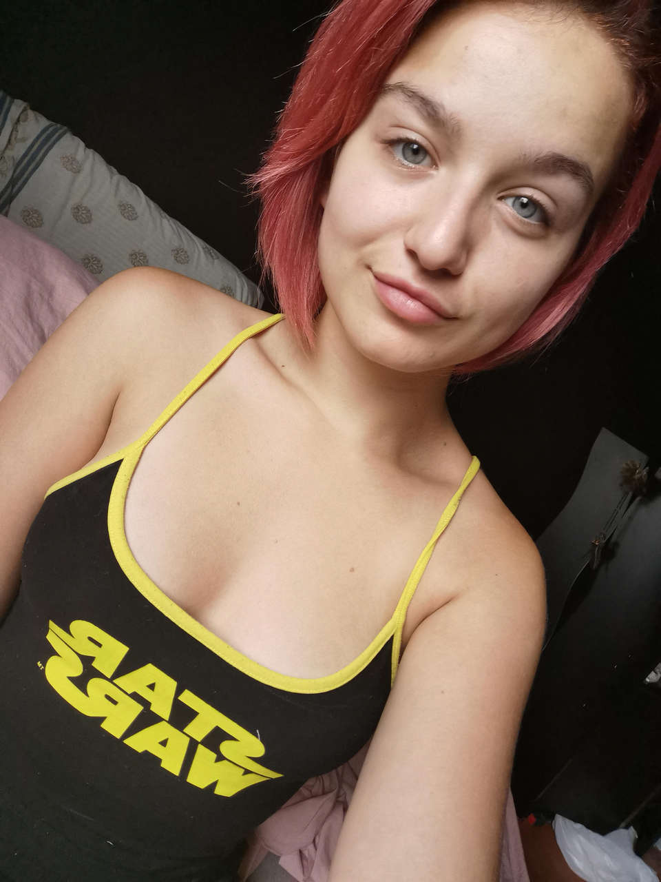 Saw A Selfie Of Jenette Mccurdy In Her Star Wars T Shirt Here Though Id Share Min
