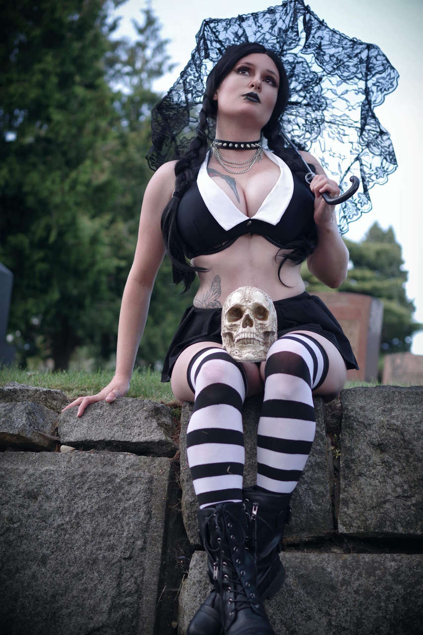 Self Wednesday Addams Cosplay In A Graveyard Let Me Know If You Guys Want Mor