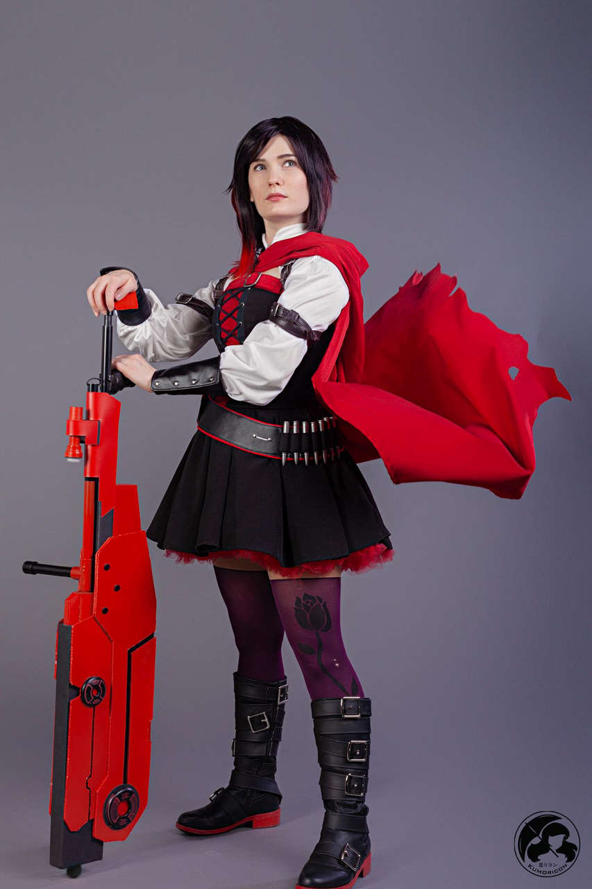V4 Ruby Cosplay With Sniper Mode Crescent Rose All Made And Modeled By Me Tomeck
