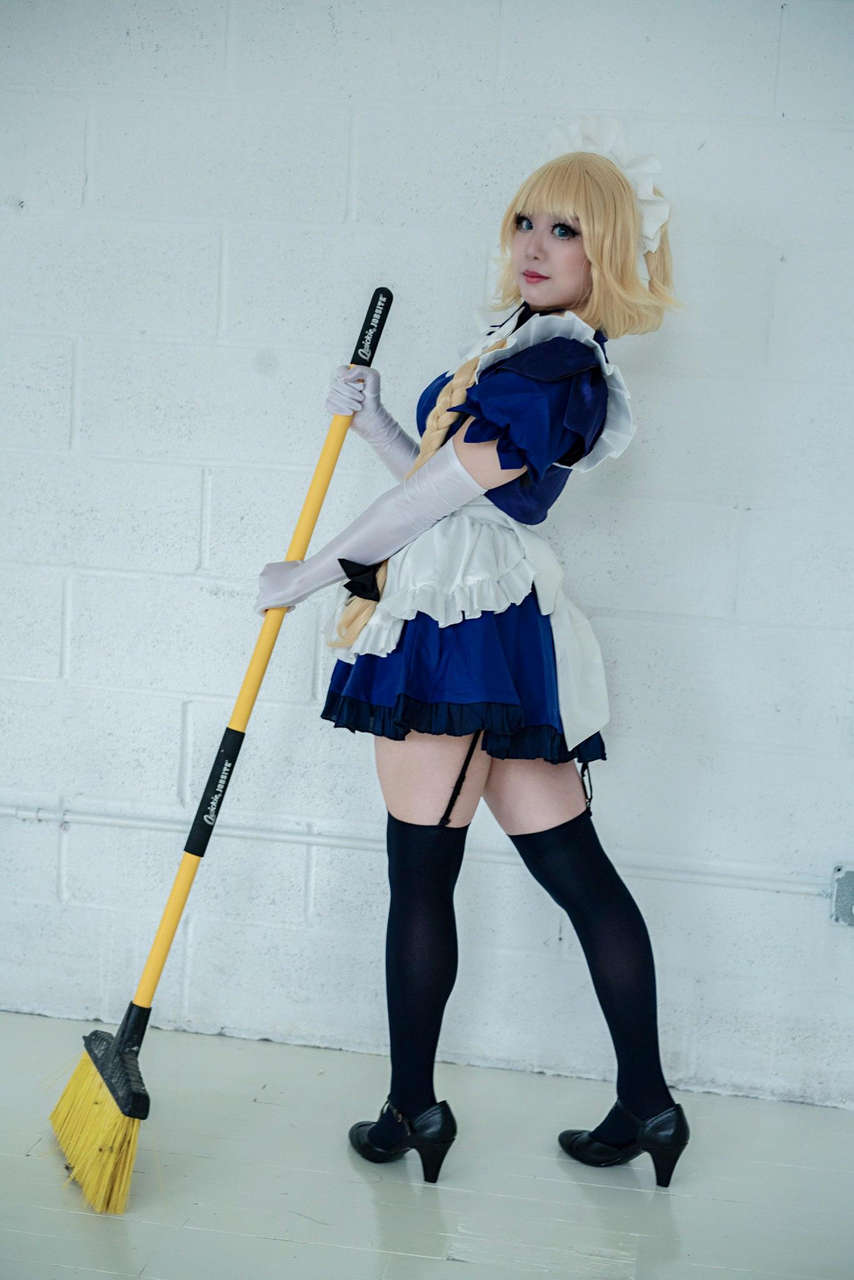 Fgo Maid Jeanne Darc Cosplay By Pearlpeon